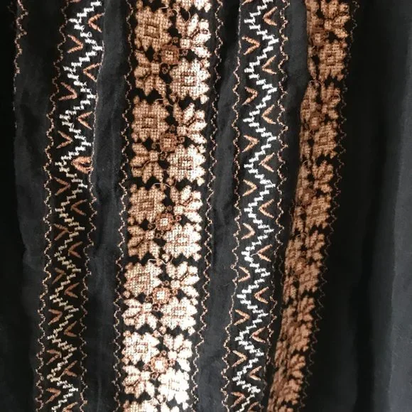 Joie Tahoma Embroidered Blouse black mexican influence worn by CECe on new girl - Picture 4 of 9